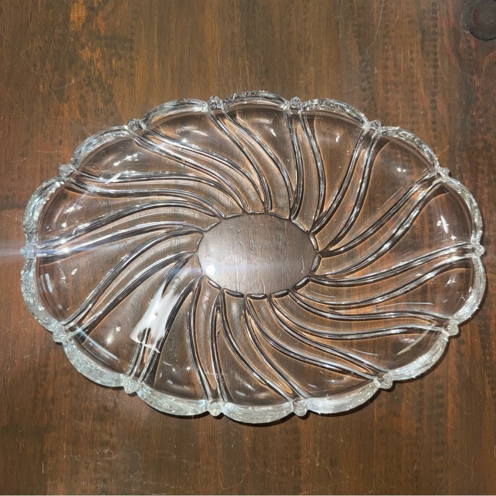 9 1/4" Mikasa Peppermint Swirl Dish ~ Oval Candy Trinket Sweet Meat Clear Tray - Picture 2 of 9